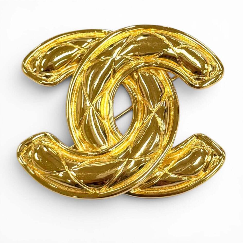 CHANEL Vintage Gold Logo Brooch